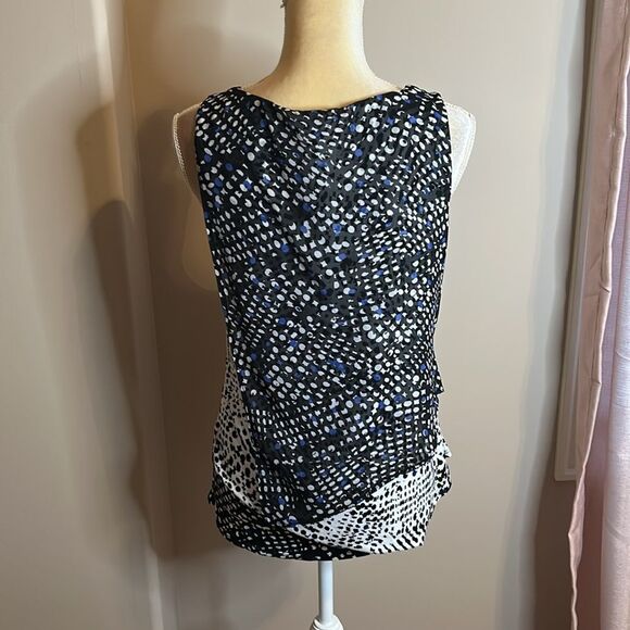 EUC White House Black Market Top(size Medium) - Picture 10 of 10